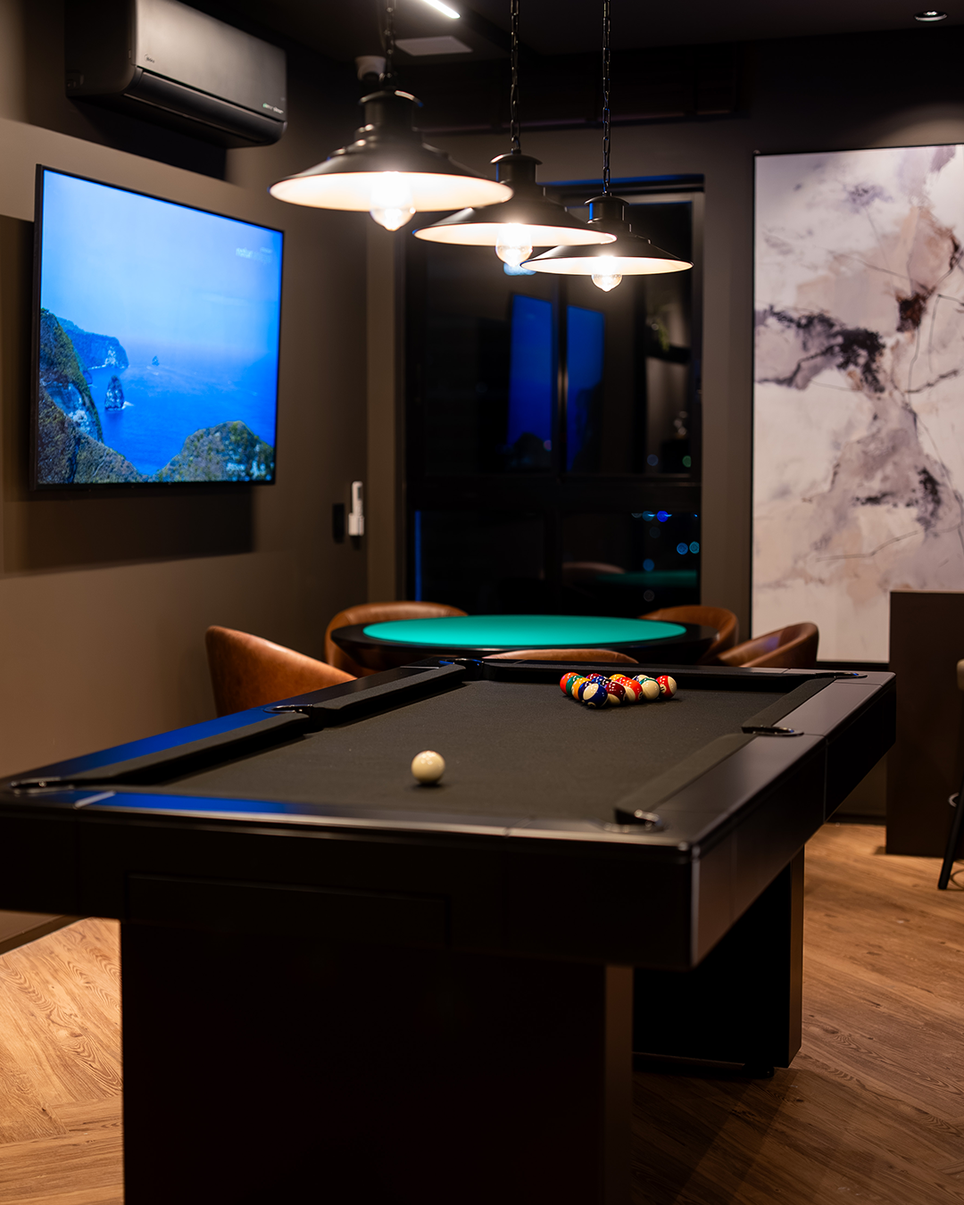 Nouve 354 — sala de jogos