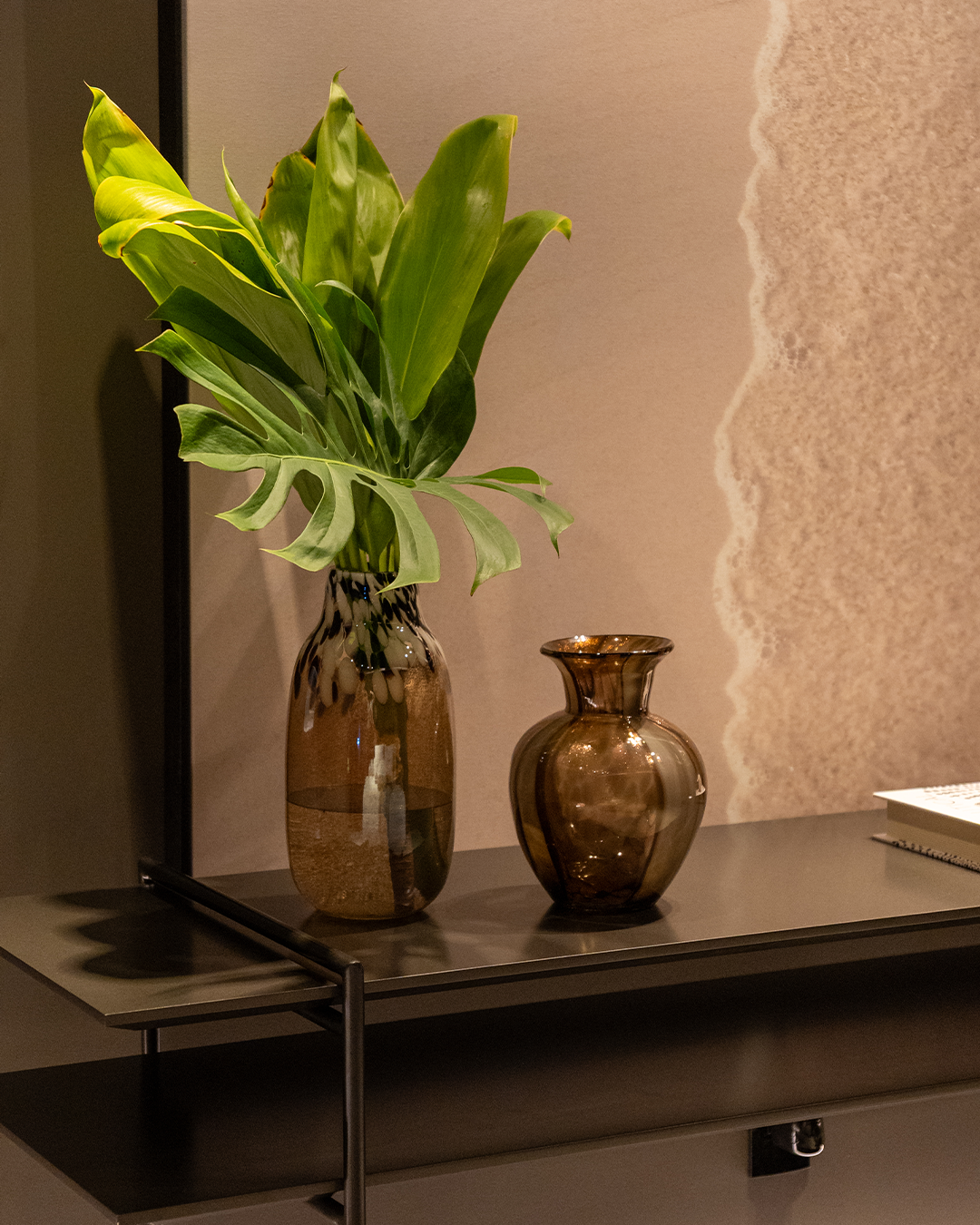 Nouve 354 — hall decorativo